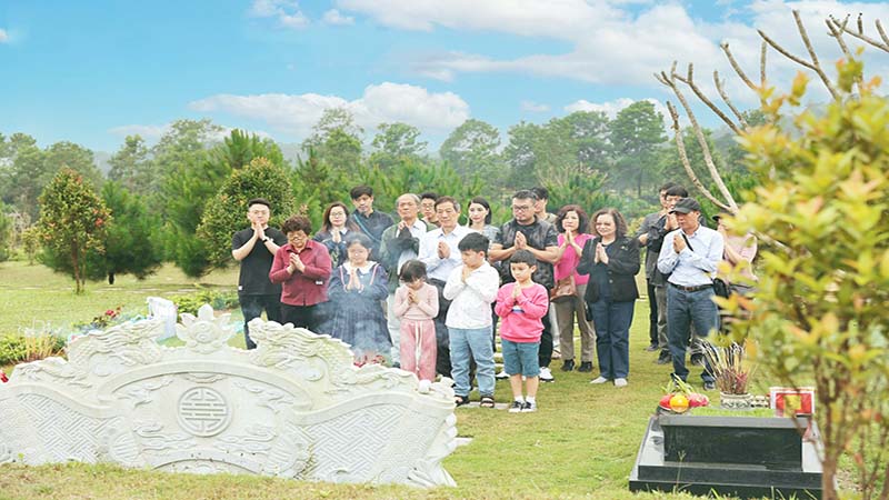 Công viên Thiên Đức là nơi linh thiêng phù hộ con cháu dòng tộc sau này